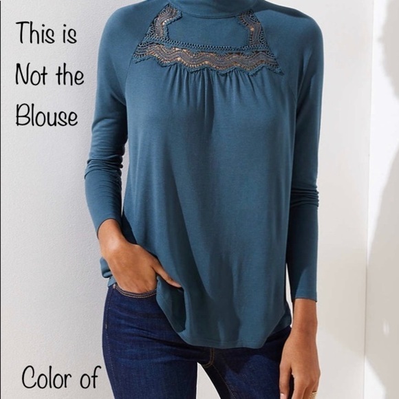 Loft Keyhole Back Bell Cuff Top - Picture 2 of 3